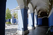 Arequipa, Convent of Santa Catalina de Sena, Claustro del Calvario (Cloister of the oranges)